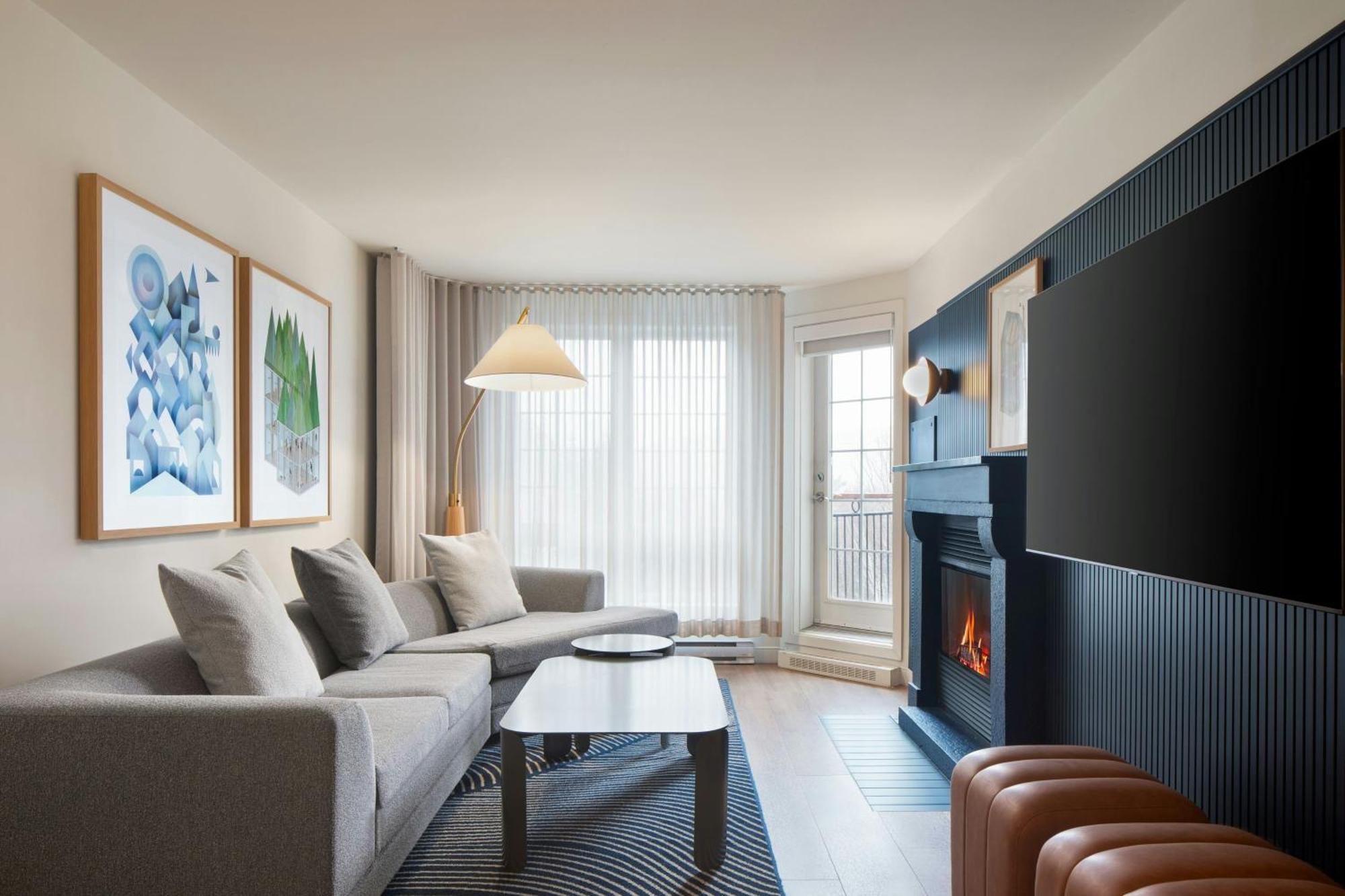 Suite 1 Chambre 2 Lits Queen-Size avec Canapé-Lit et Cheminée